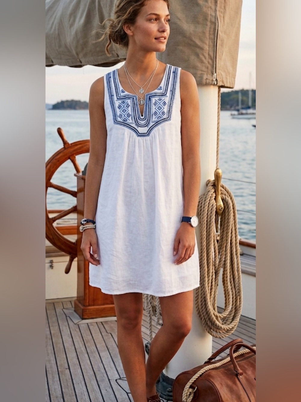 Luxology Embroidered Rayon Womens Minidress Sz 10 Beachy Cruise Tropical Resort